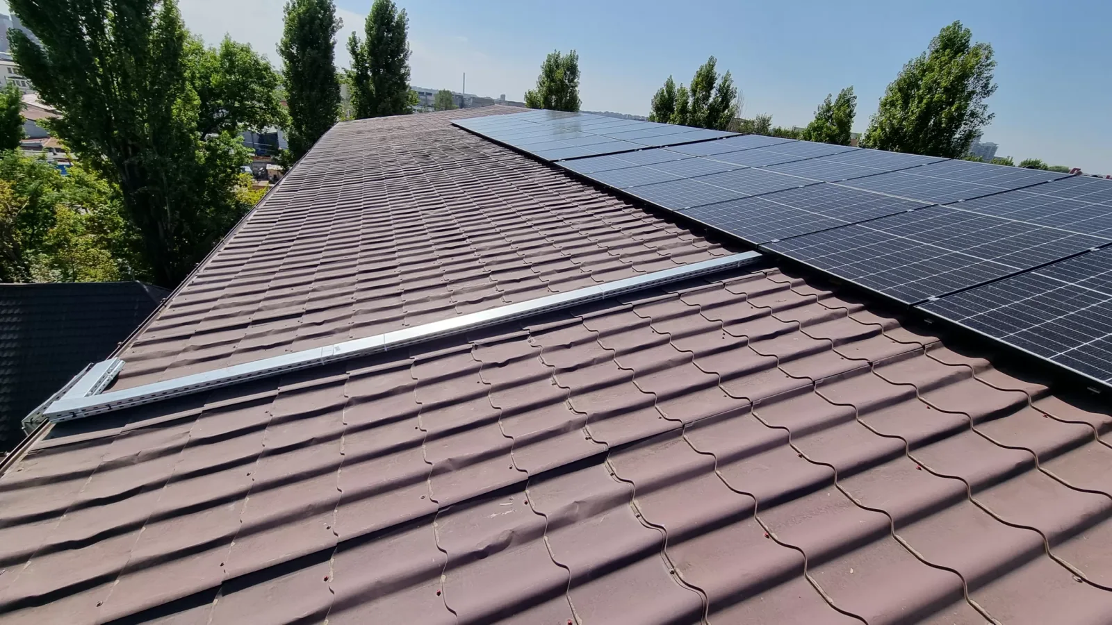 Instalatie Fotovoltaica On-Grid | Conectata – 100kW — Sectorul 3, București