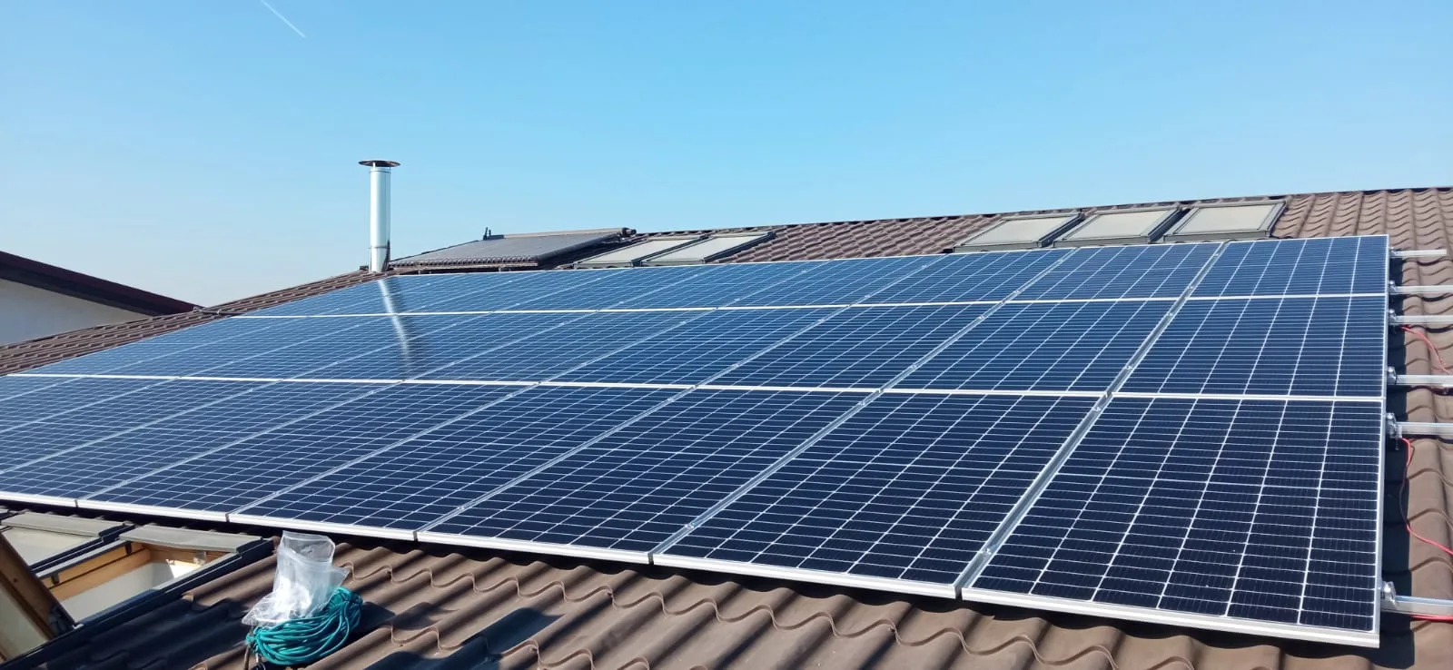 Instalatie Fotovoltaica On-Grid | Conectata – 12kW — Sectorul 5, București, fotografia 6
