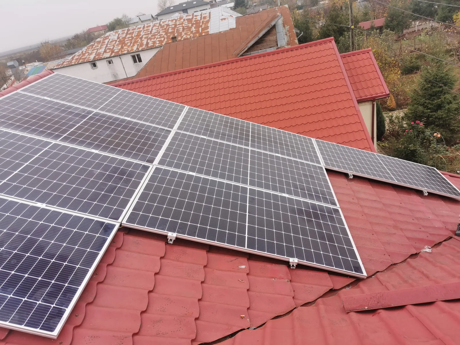 Instalatie Fotovoltaica Hybrid | Conectata – 6kW — Mihailesti, Giurgiu, fotografia 9
