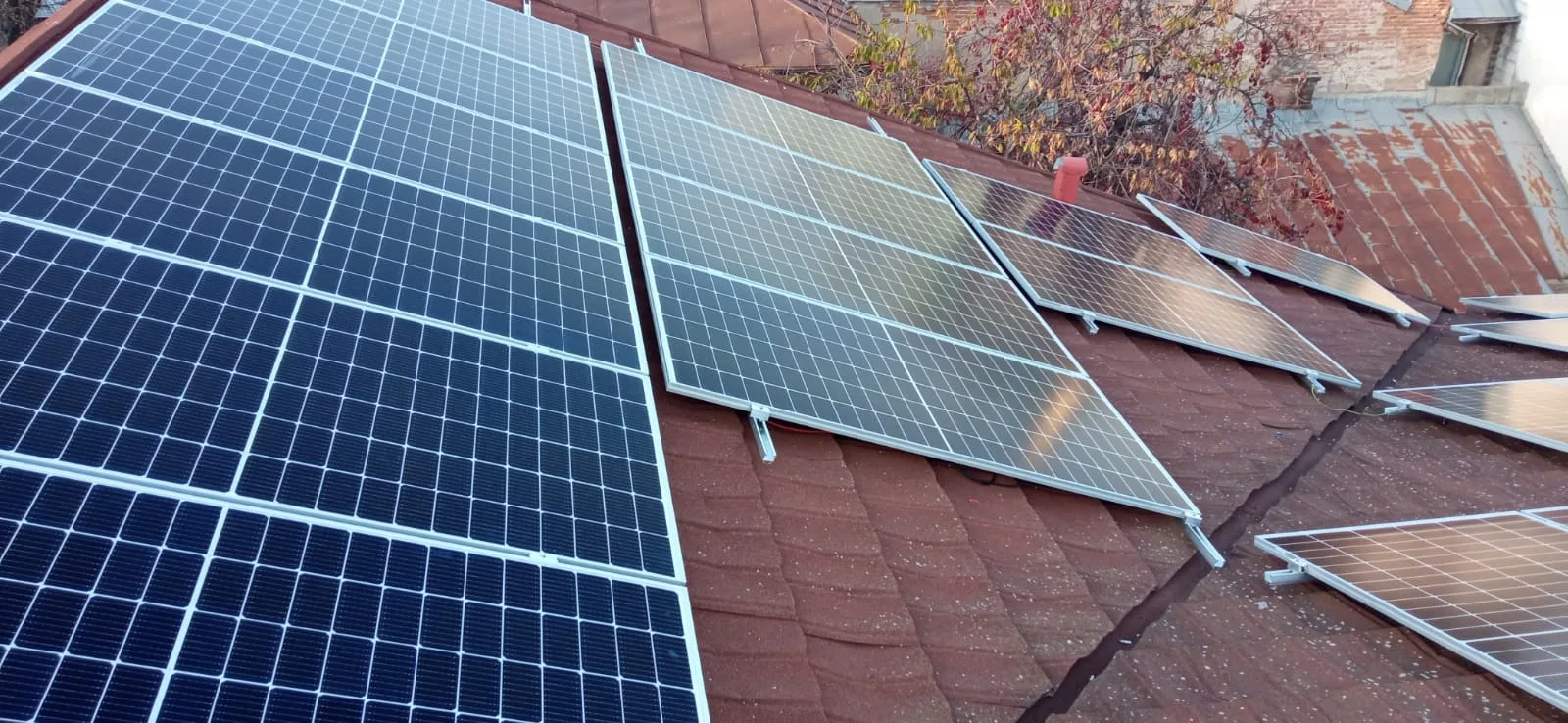 Instalatie Fotovoltaica On-Grid | Conectata – 15kW — Sectorul 5, București, fotografia 8