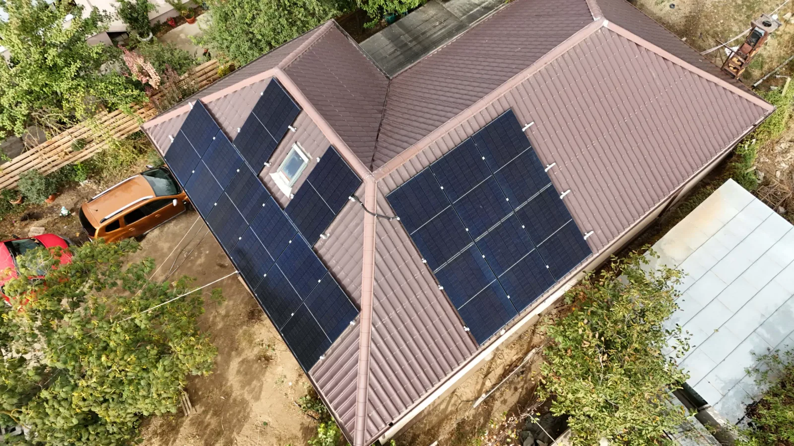 Instalatie Fotovoltaica Hybrid | Conectata – 6KW — Bulbucata, Giurgiu, fotografia 4