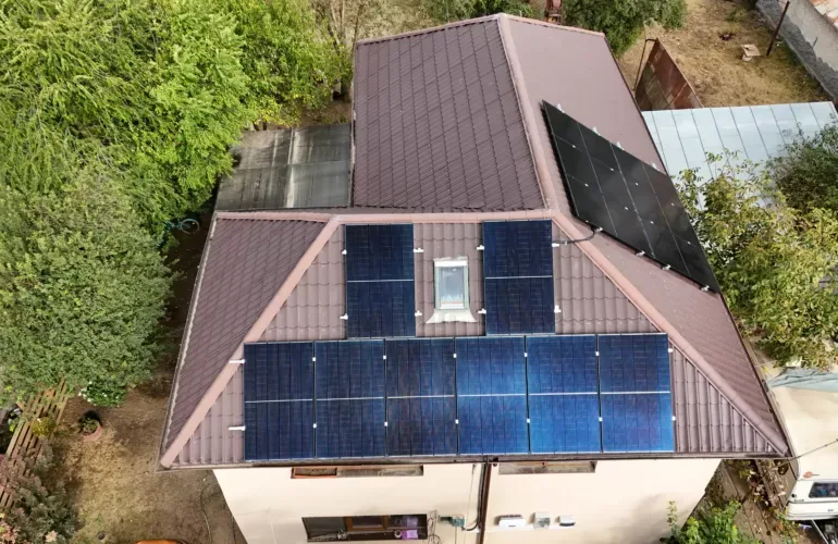 Instalatie Fotovoltaica Hybrid | Conectata – 6kW — Ulmi, Giurgiu, fotografia 2