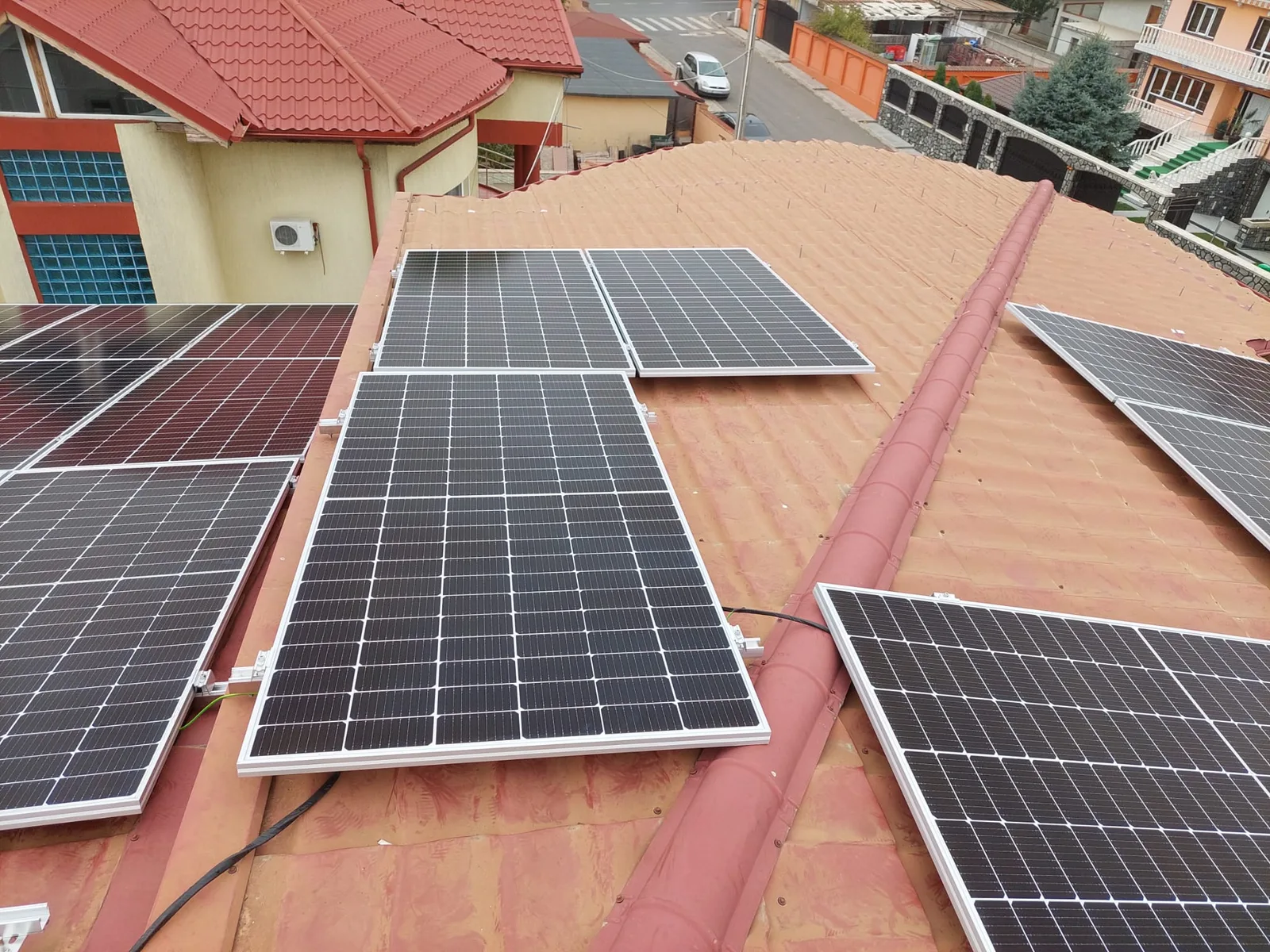Instalatie Fotovoltaica On-Grid | Conectata – 40kW — Popesti, Leordeni, Ilfov, fotografia 9