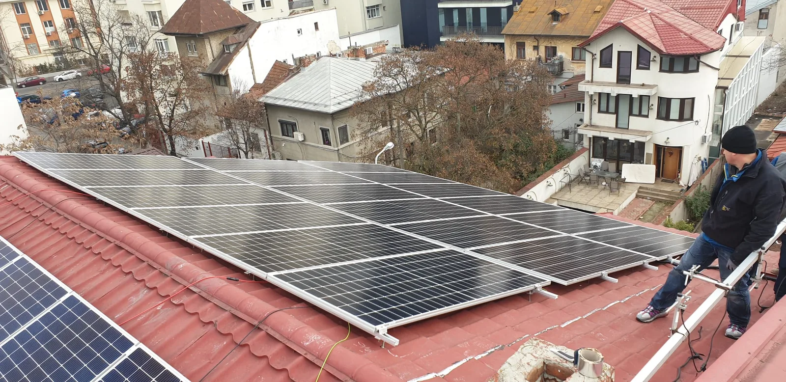 Instalatie Fotovoltaica Hybrid | Conectata – 6KW — Sectorul 1, București, fotografia 5