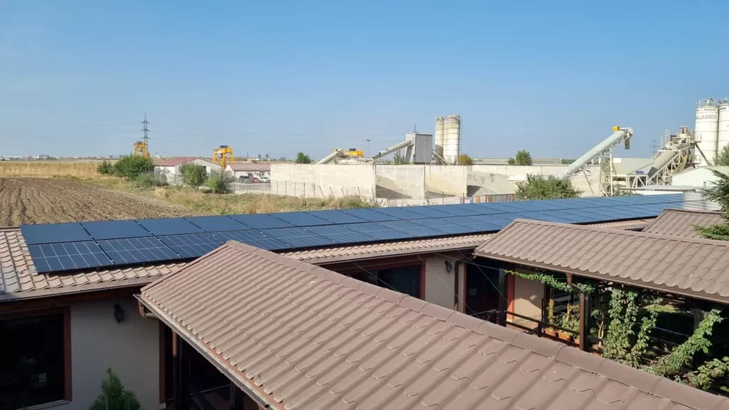 Instalatie Fotovoltaica On-Grid | Conectata – 30kW — Vidra, Ilfov