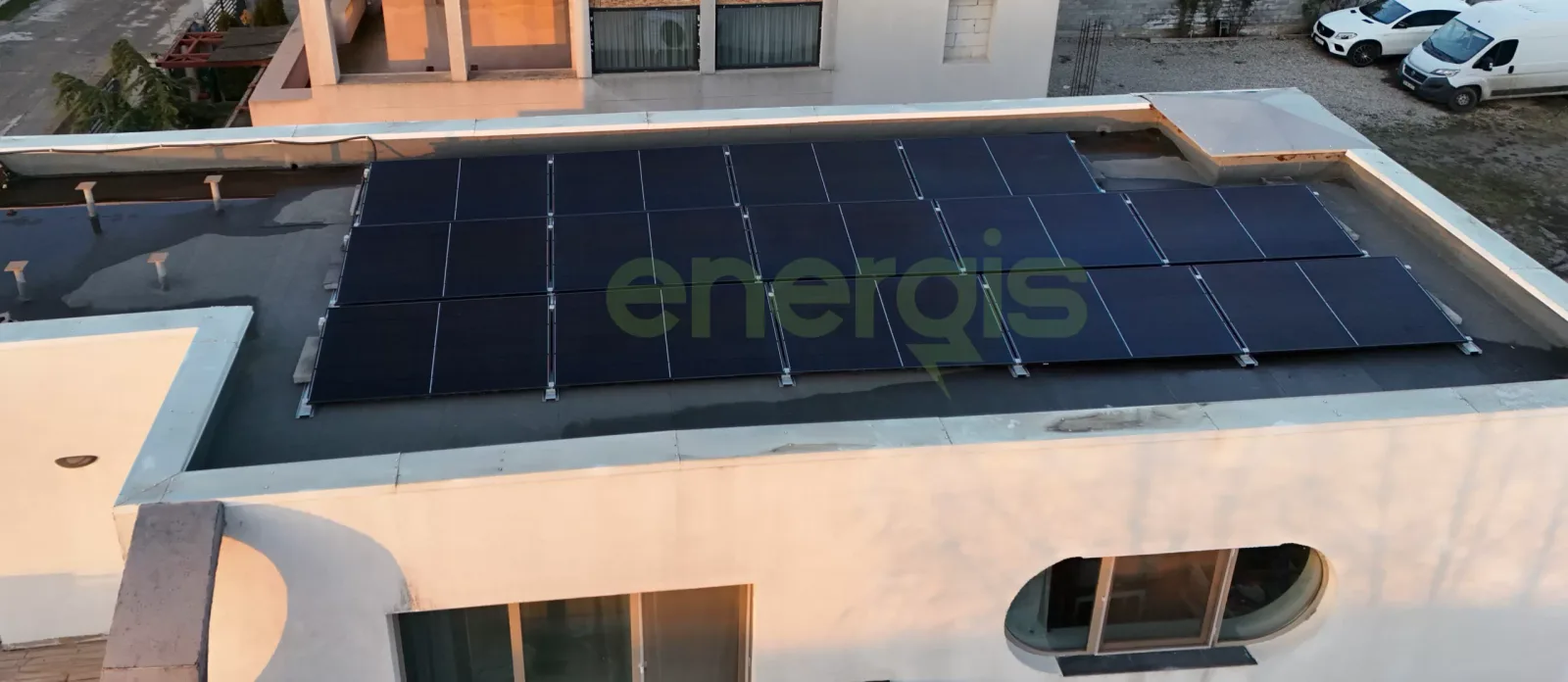 Instalatie Fotovoltaica On-Grid | Conectata – 6kW — București, București, fotografia 3