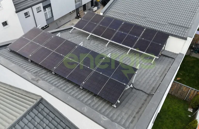 Instalatie Fotovoltaica Hybrid cu stocare – 15kW — Voluntari, Ilfov, fotografia 4