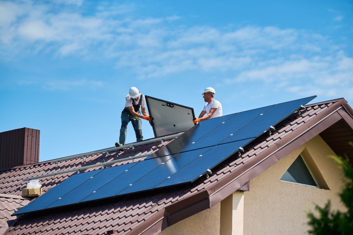 montare sistem panouri fotovoltaice